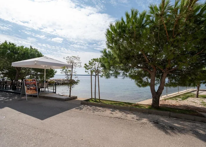 By The Sea Mandre, Pag - 6416 Kolan